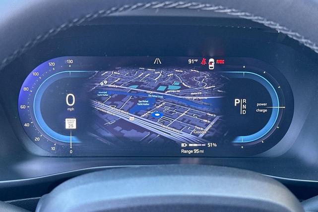 Photo of 2023 Bright Dusk Volvo XC40 Recharge Pure Electric