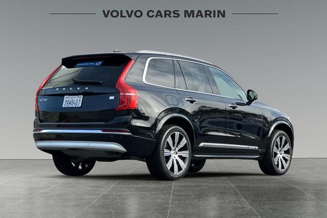 Photo of 2022 Onyx Black Metallic Volvo XC90 Recharge Plug-In Hybrid