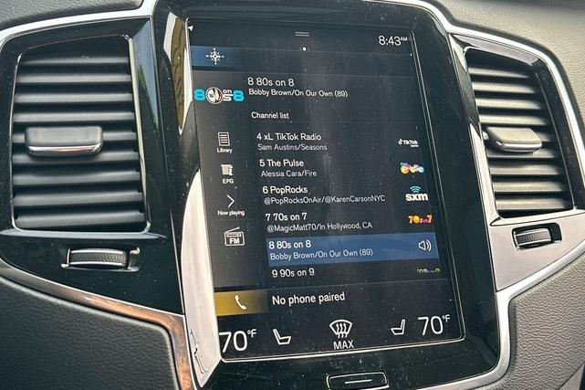 Photo of 2022 Onyx Black Metallic Volvo XC90 Recharge Plug-In Hybrid