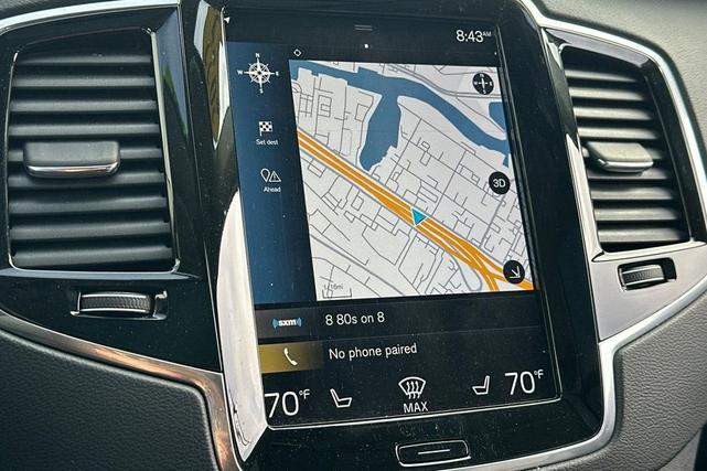 Photo of 2022 Onyx Black Metallic Volvo XC90 Recharge Plug-In Hybrid