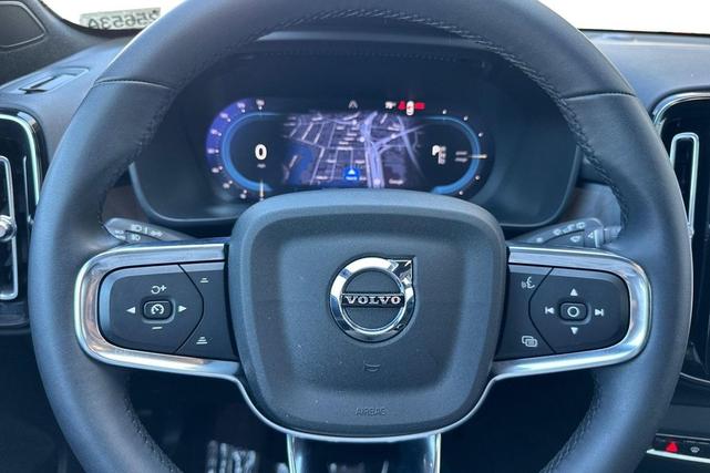 Photo of 2023 Crystal White Metallic Volvo XC40 Recharge Pure Electric