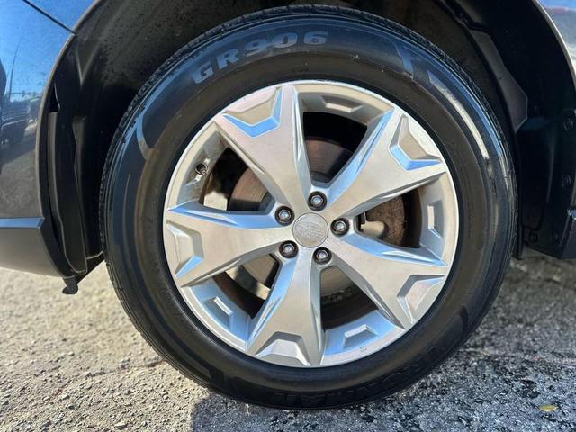 Photo of 2014 Dark Gray Metallic Subaru Forester