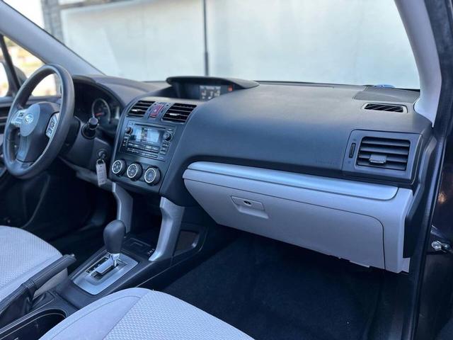 Photo of 2014 Dark Gray Metallic Subaru Forester