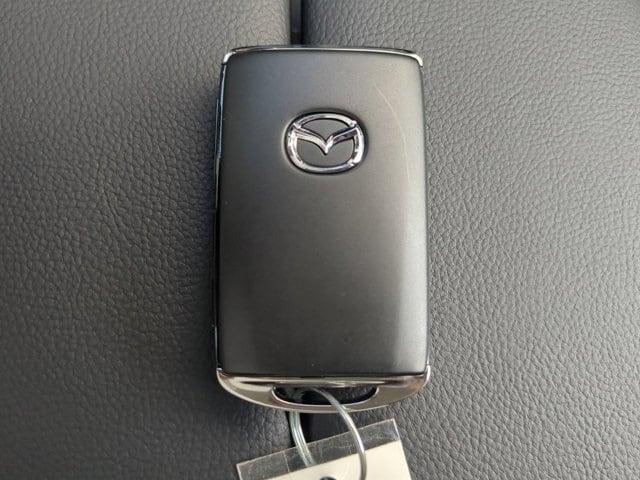 Photo of 2025 Wind Chill Pearl Mazda CX-50