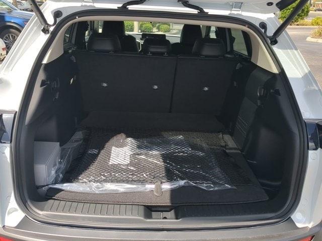 Photo of 2025 Wind Chill Pearl Mazda CX-50