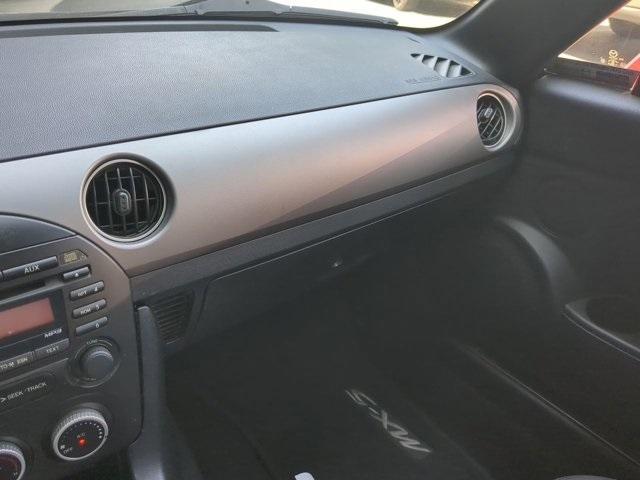 Photo of 2009 Copper Red Mica Mazda MX-5 Miata