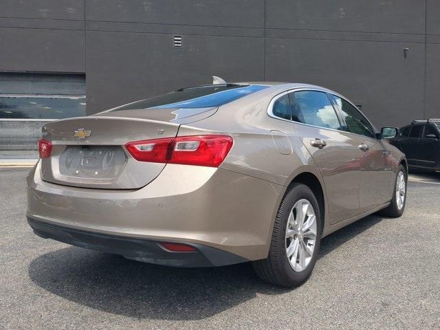 Photo of 2024 Mineral Gray Metallic Chevrolet Malibu
