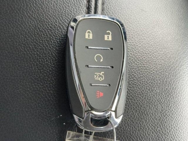 Photo of 2024 Mineral Gray Metallic Chevrolet Malibu