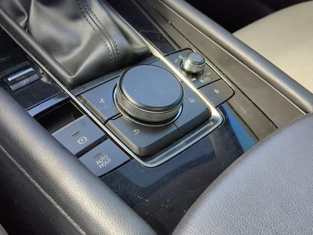 Photo of 2023 Platinum Quartz Metallic Mazda Mazda3