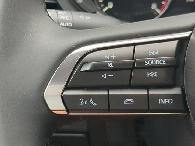 Photo of 2024 Snowflake White Pearl Mazda Mazda3