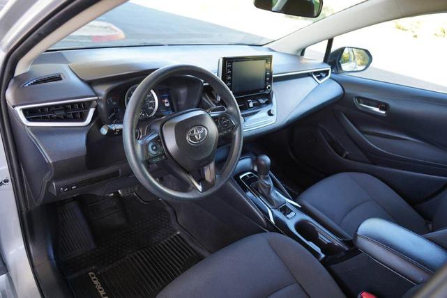 Photo of 2021 Classic Silver Metallic Toyota Corolla