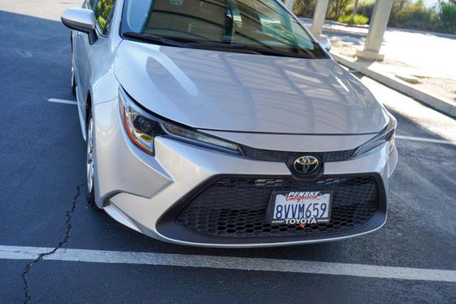 Photo of 2021 Classic Silver Metallic Toyota Corolla