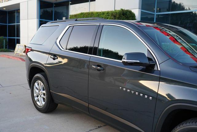 Photo of 2019 Gray Chevrolet Traverse