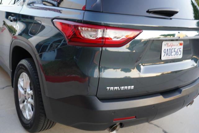 Photo of 2019 Gray Chevrolet Traverse