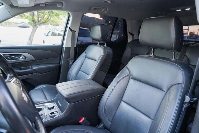 Photo of 2019 Gray Chevrolet Traverse