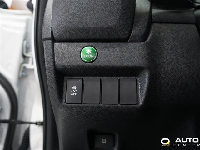 Photo of 2019 Platinum White Pearl Honda Fit