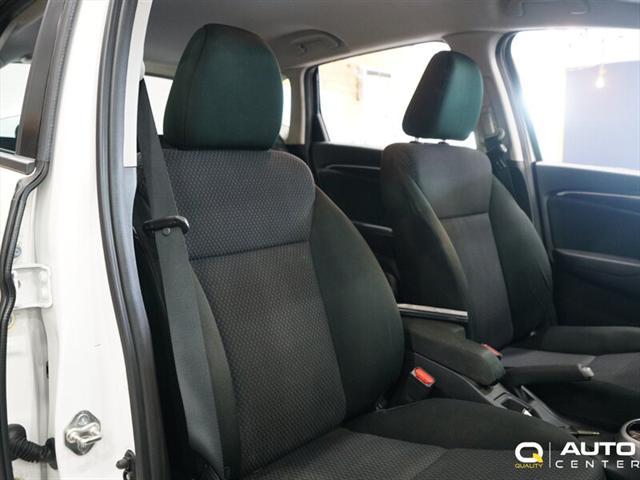 Photo of 2019 Platinum White Pearl Honda Fit