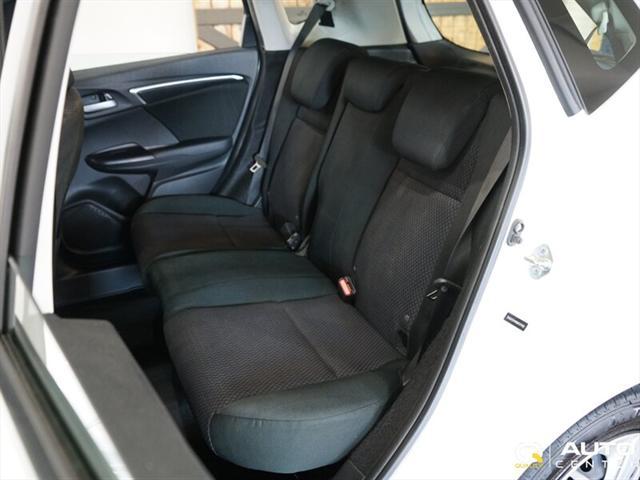 Photo of 2019 Platinum White Pearl Honda Fit