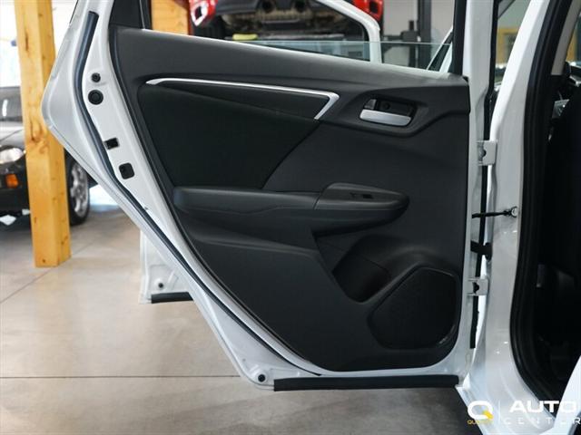 Photo of 2019 Platinum White Pearl Honda Fit