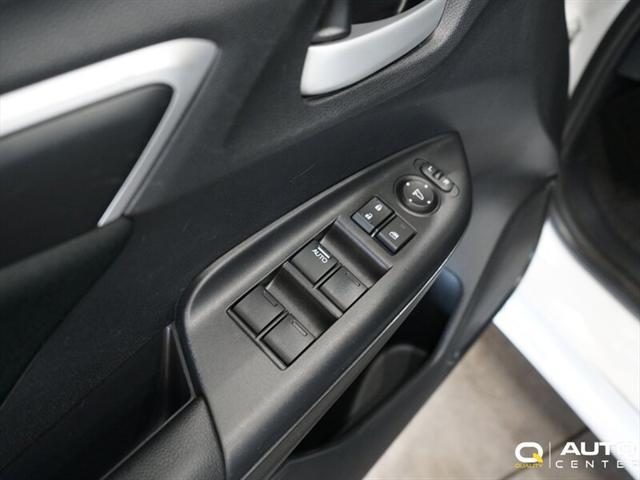 Photo of 2019 Platinum White Pearl Honda Fit