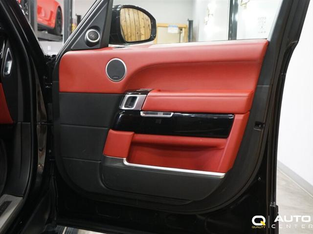 Photo of 2014 Santorini Black Metallic Land Rover Range Rover