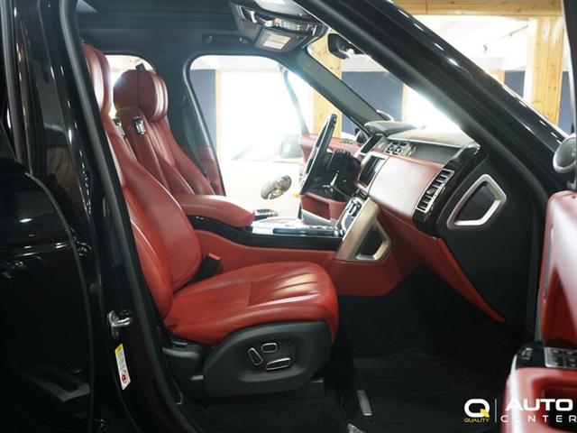 Photo of 2014 Santorini Black Metallic Land Rover Range Rover