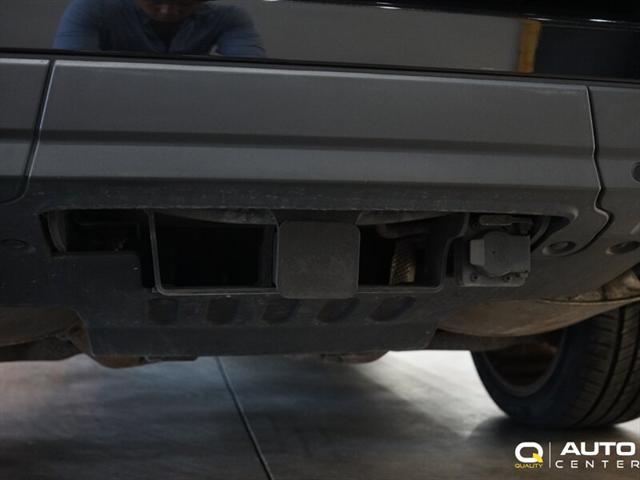 Photo of 2014 Santorini Black Metallic Land Rover Range Rover