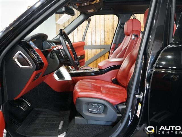 Photo of 2014 Santorini Black Metallic Land Rover Range Rover