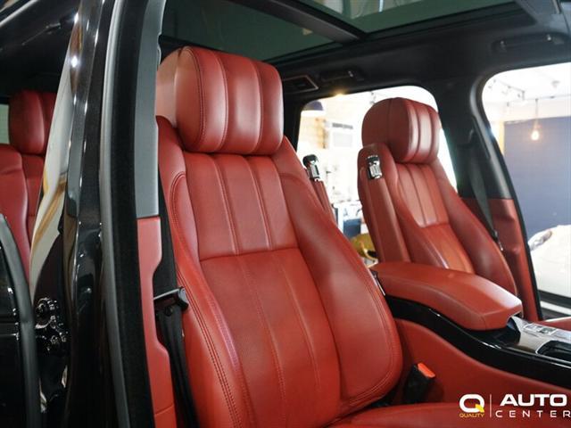 Photo of 2014 Santorini Black Metallic Land Rover Range Rover