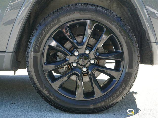 Photo of 2021 Gray Jeep Grand Cherokee