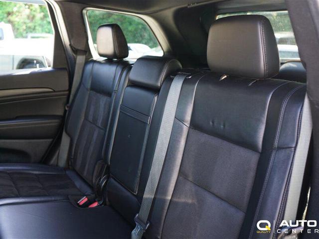 Photo of 2021 Gray Jeep Grand Cherokee