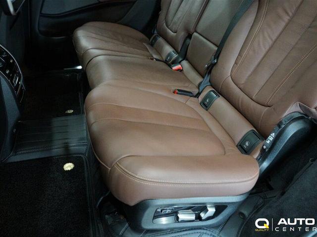 Photo of 2019 Vermont Bronze Metallic BMW X7