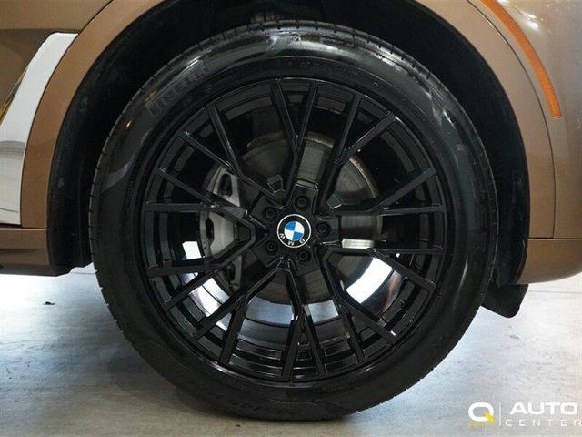 Photo of 2019 Vermont Bronze Metallic BMW X7