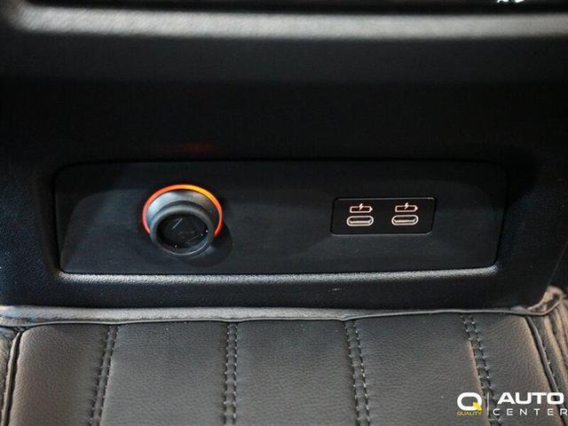 Photo of 2019 Vermont Bronze Metallic BMW X7