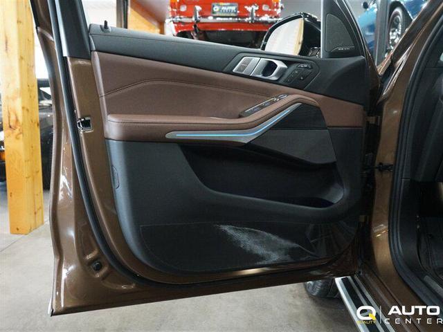 Photo of 2019 Vermont Bronze Metallic BMW X7