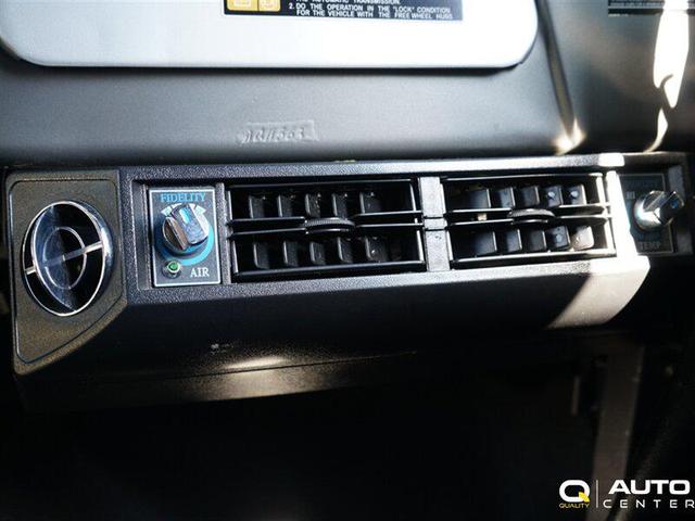 Photo of 1984 Gray Toyota Land Cruiser