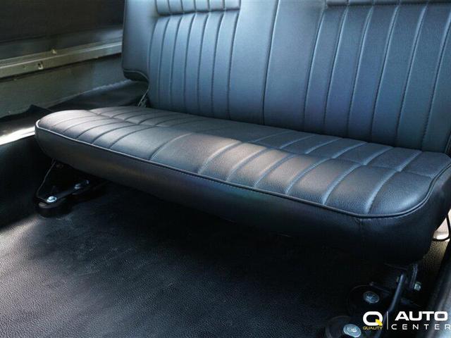 Photo of 1984 Gray Toyota Land Cruiser