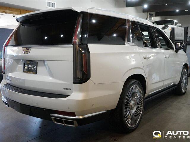 Photo of 2021 Crystal White Tricoat Cadillac Escalade