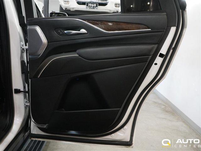Photo of 2021 Crystal White Tricoat Cadillac Escalade