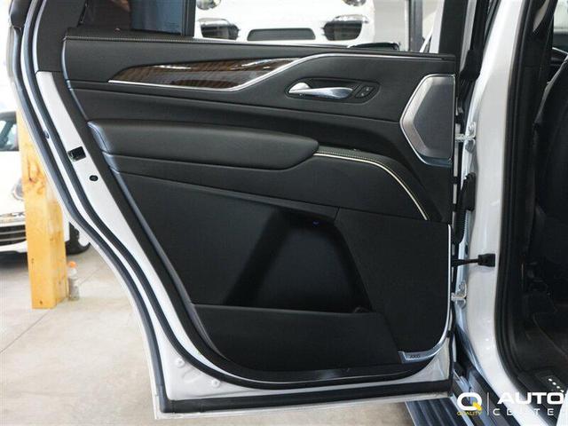 Photo of 2021 Crystal White Tricoat Cadillac Escalade
