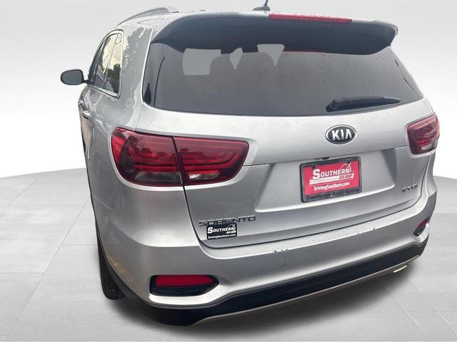Photo of 2020 Sparkling Silver Kia Sorento
