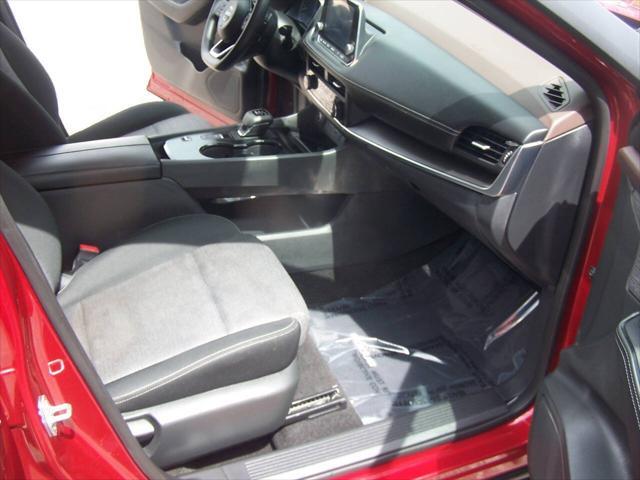 Photo of 2023 Red Nissan Rogue