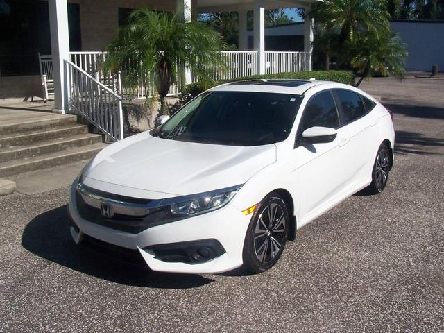 Photo of 2018 White Honda Civic