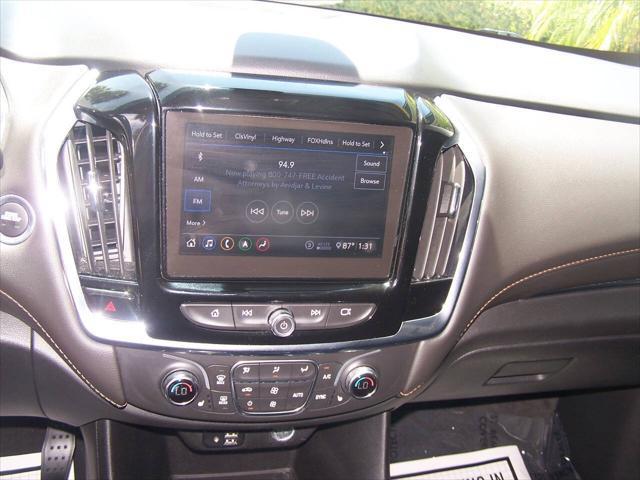 Photo of 2020 Black Chevrolet Traverse