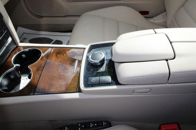 Photo of 2016 Mars Red Mercedes-Benz E-Class