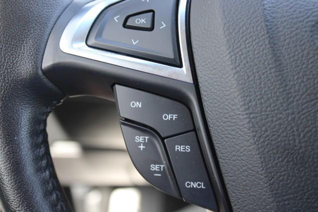 Photo of 2018 Ingot Silver Metallic Ford Edge