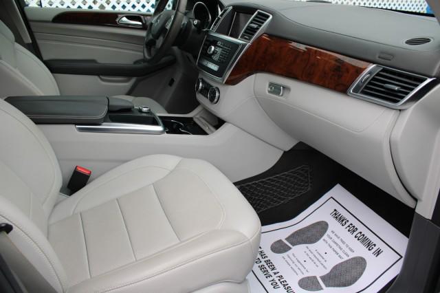 Photo of 2013 Steel Grey Metallic Mercedes-Benz M-Class