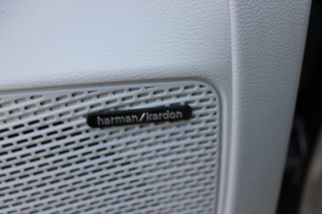 Photo of 2018 Molten Silver Chrysler Pacifica