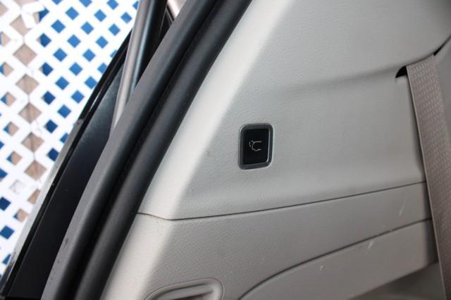 Photo of 2018 Molten Silver Chrysler Pacifica