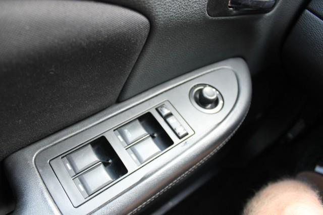 Photo of 2014 Billet Silver Metallic Clearcoat Chrysler 200